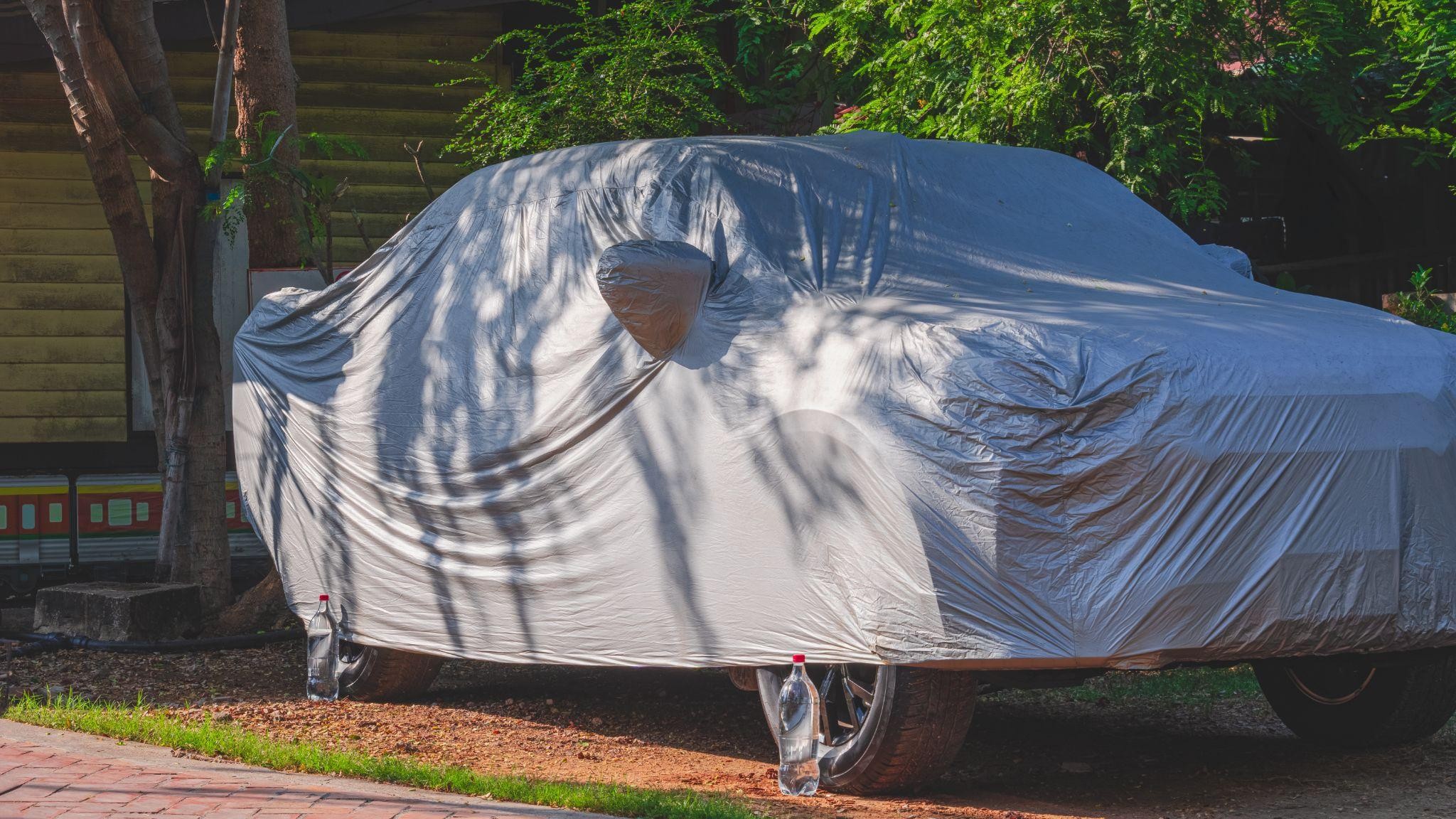 Protective vehicle cover
