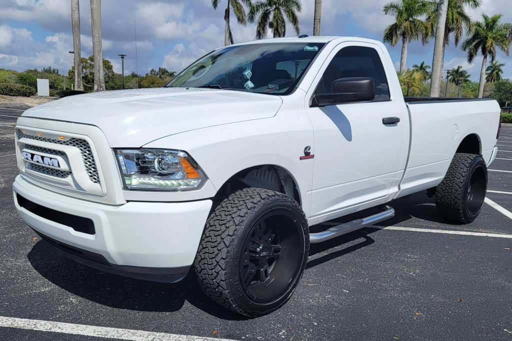 Ram 2500 Tradesman Cummins Diesel