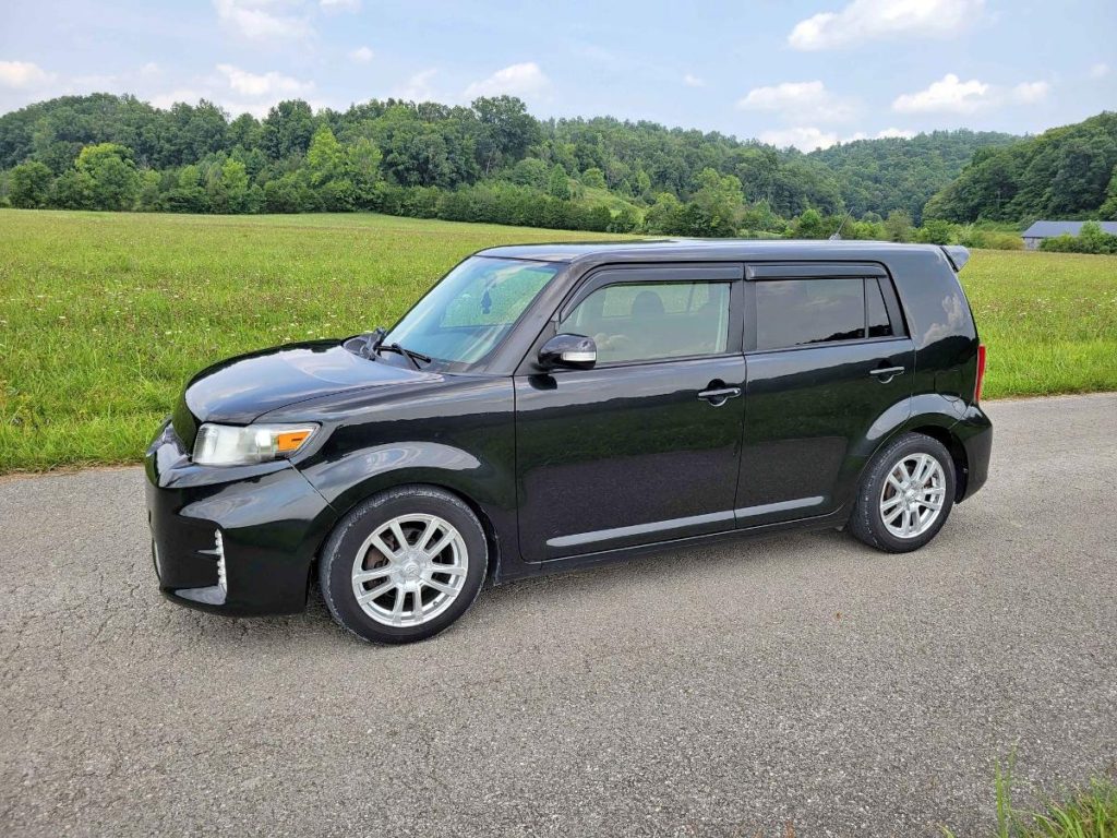 Scion xB