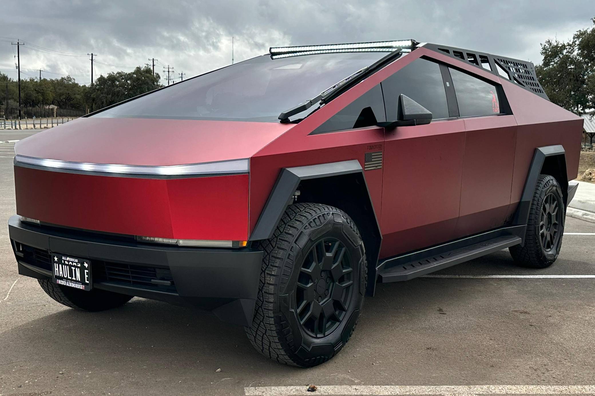 Tesla Cybertruck Dual Motor AWD