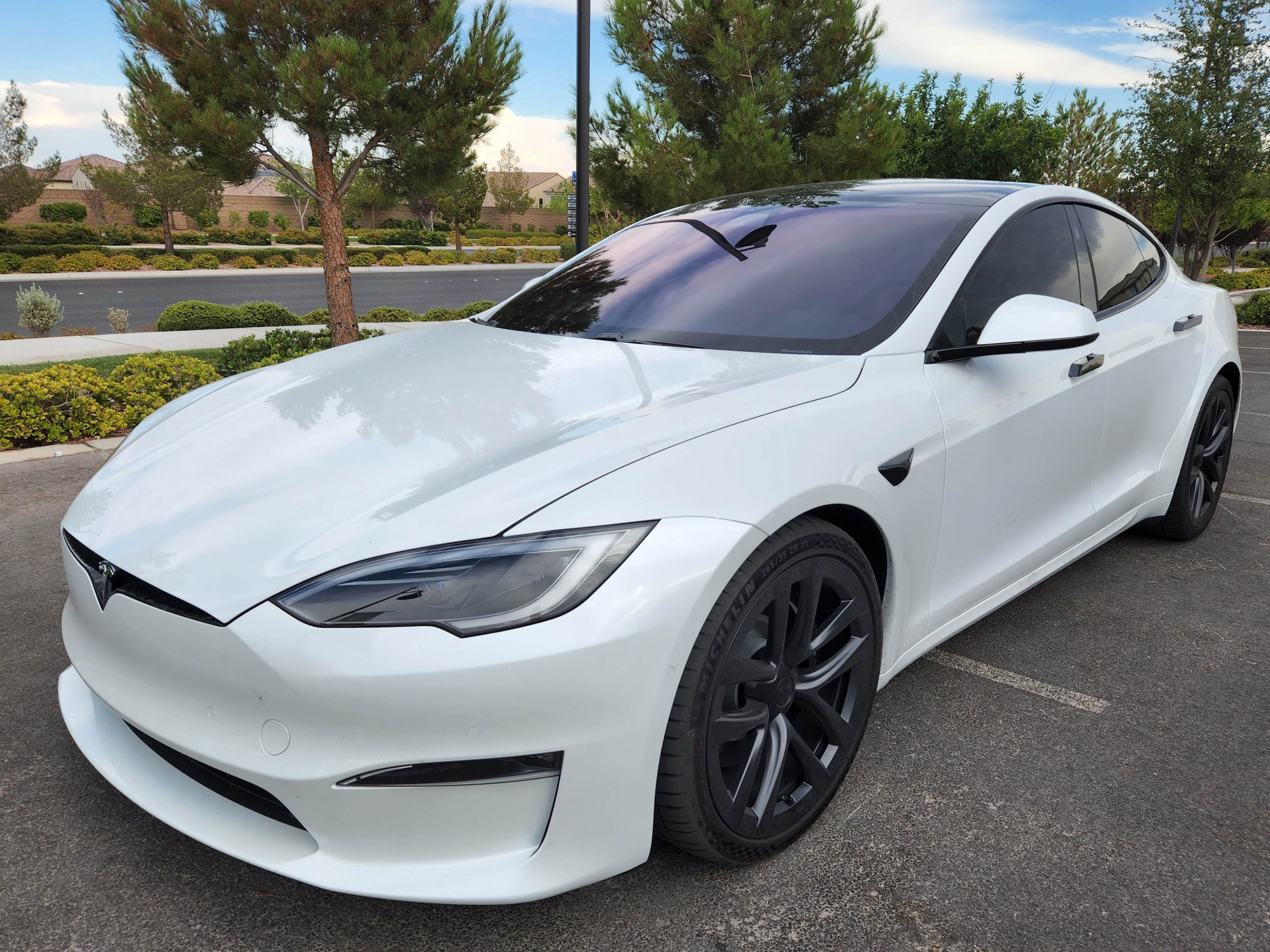 Tesla Model S Long Range