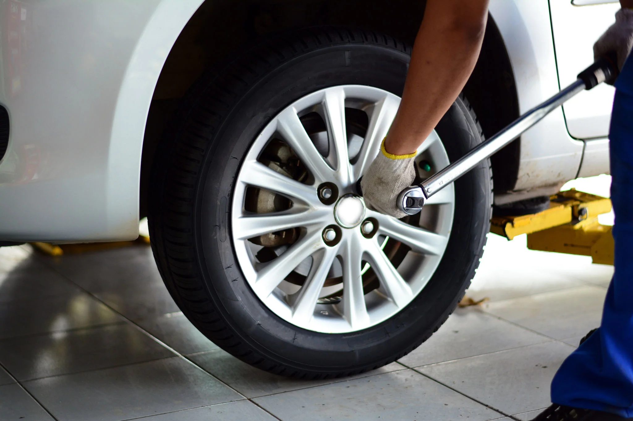 Tighten and Inspect Wheel Lug Nuts and Hubcaps