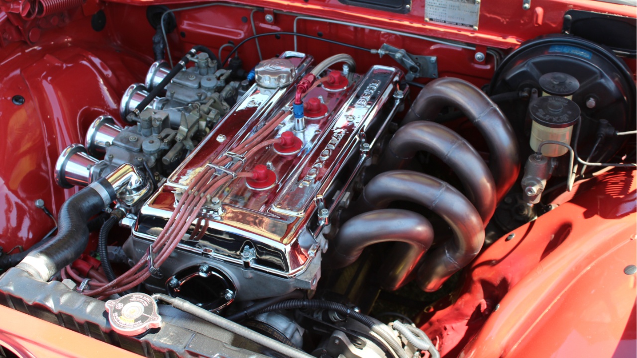 Toyota 22R and 22R E 2.4L Inline Four