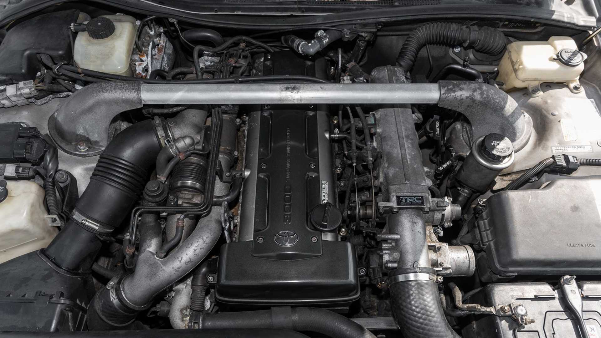 Toyota 2JZ GE Engine