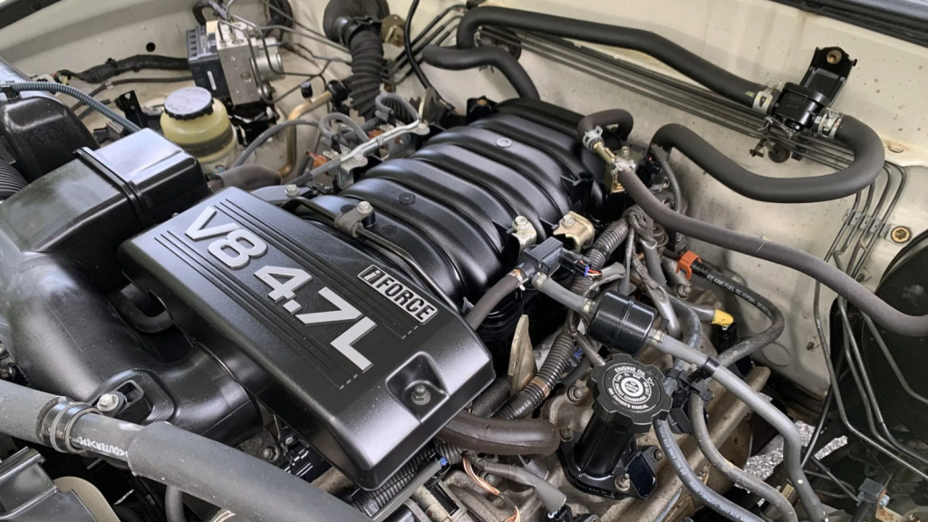 Toyota 2UZ FE V8