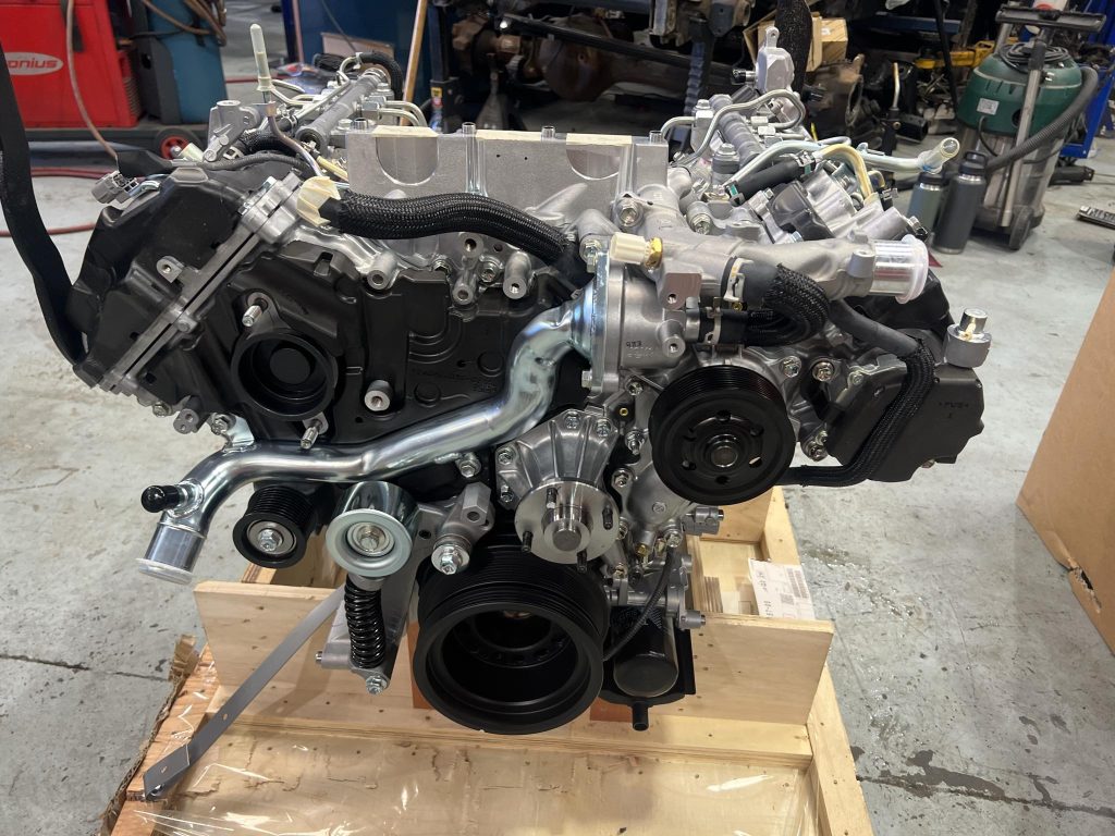 Toyota 3.3L F33A FTV Twin Turbo Diesel V6 Toyota 3.3L F33A FTV Twin Turbo Diesel V6