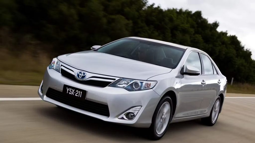 Toyota Camry (2012–2017)