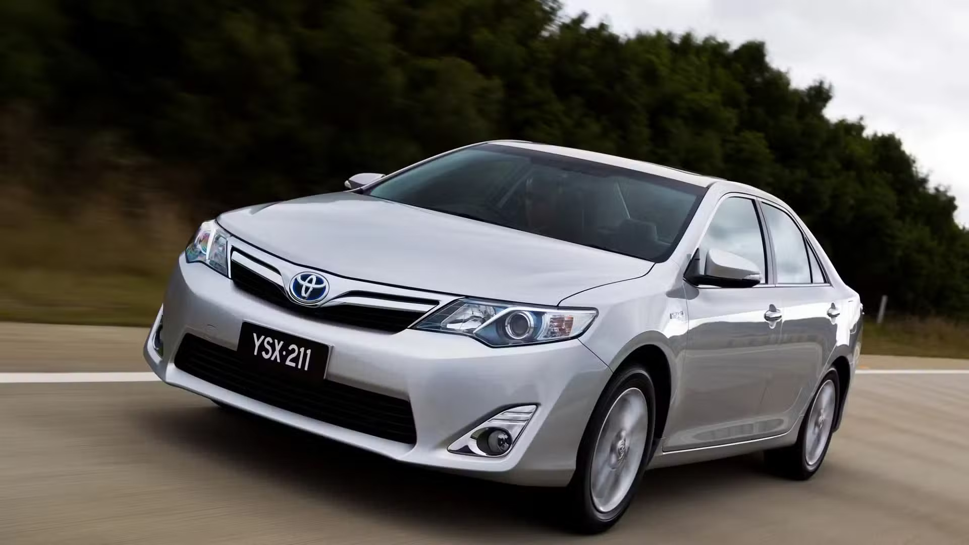 Toyota Camry (2012–2017)