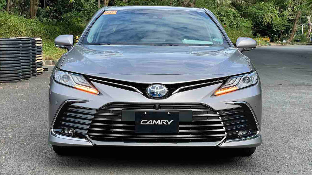 Toyota Camry (2016–2022)
