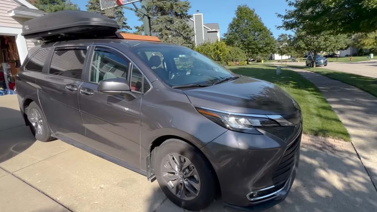Toyota Sienna (Cargo Conversion Use)