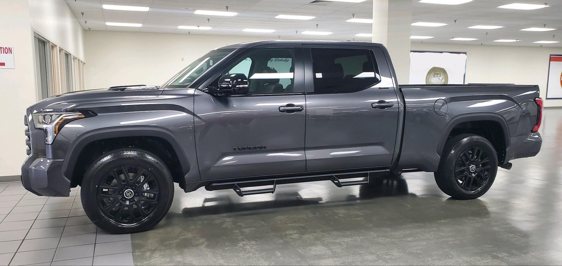 Toyota Tundra CrewMax Long Bed