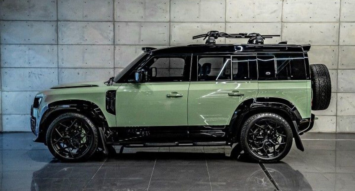 Land Rover Defender