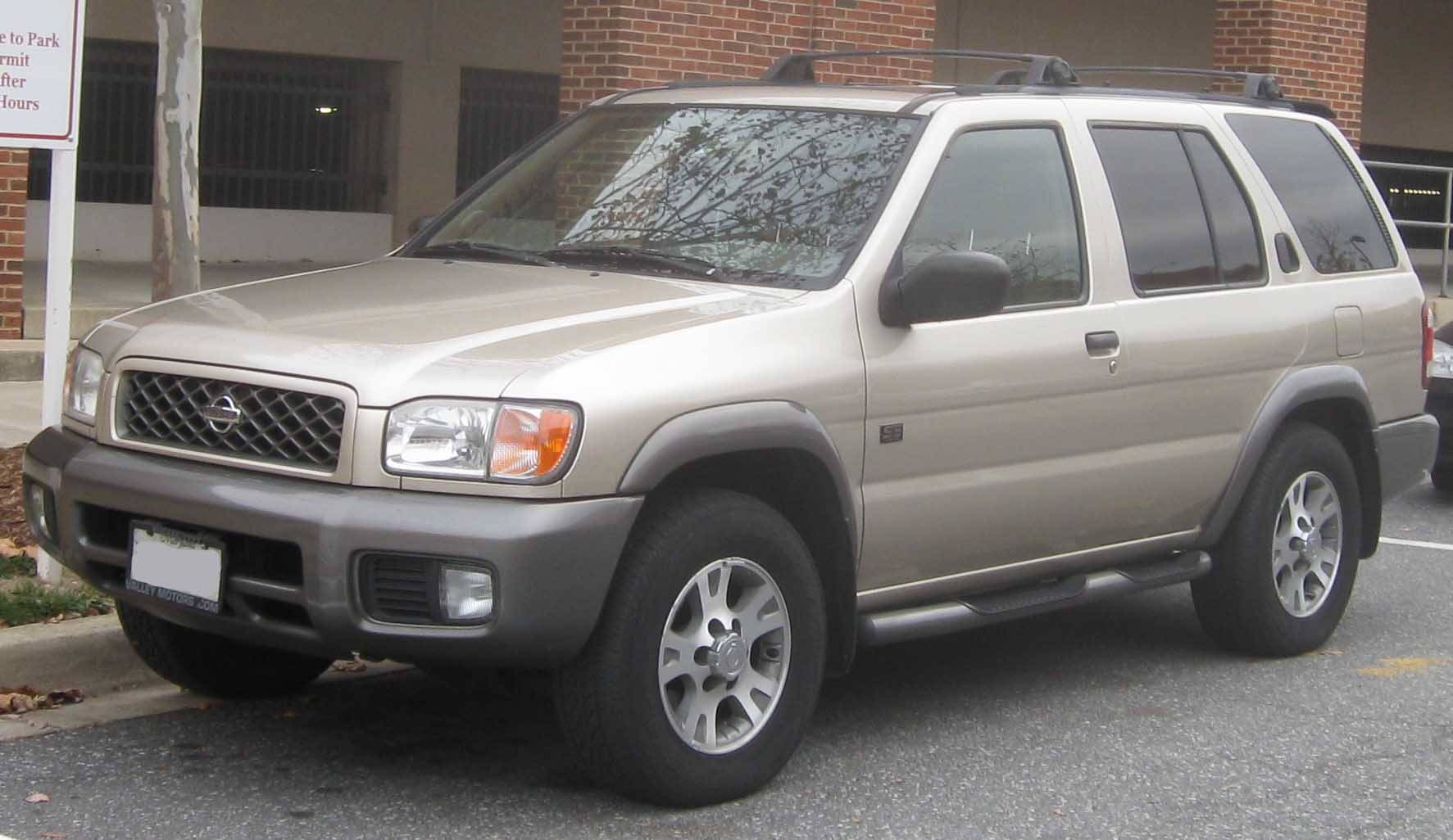 2001 Nissan Pathfinder LE
