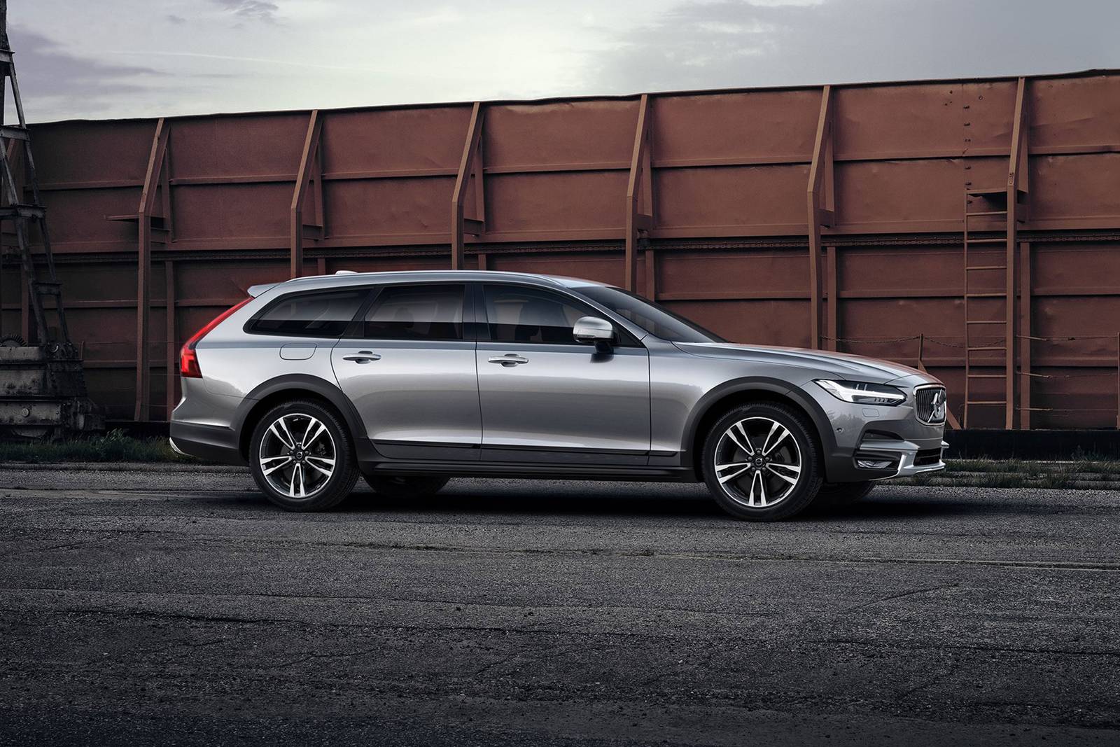 2020 Volvo V90 Cross Country B6 AWD
