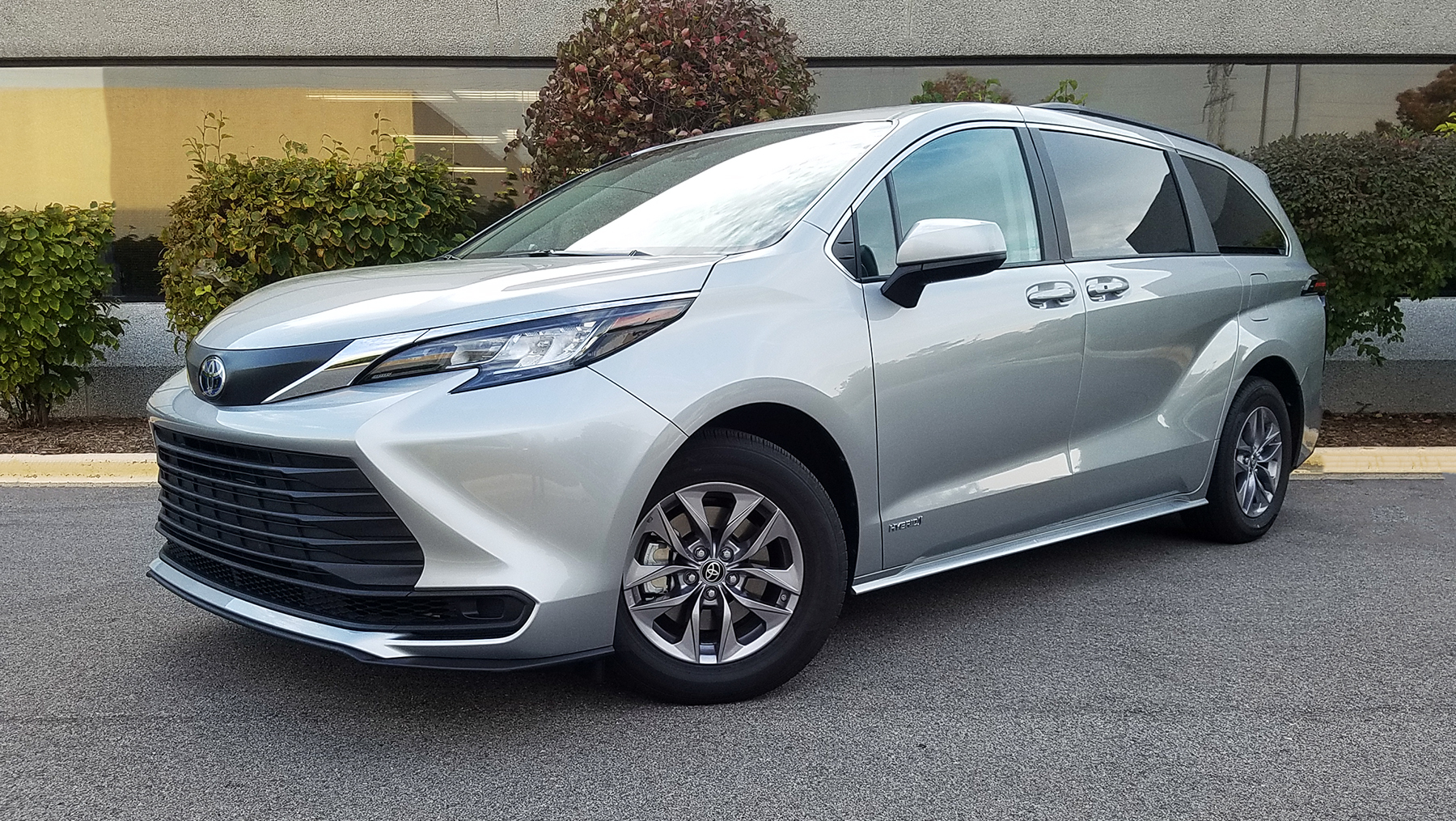 2021 Toyota Sienna LE AWD