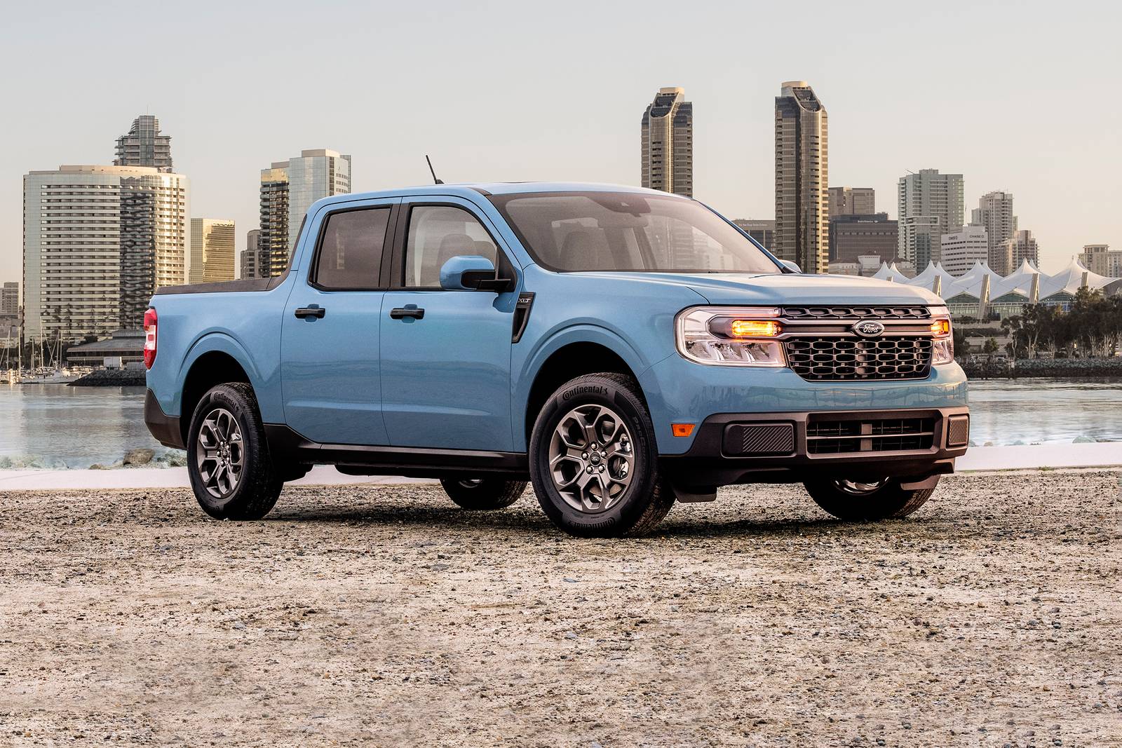 2023 Ford Maverick XLT FWD 2.5L Hybrid