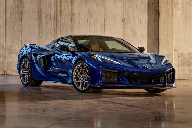 Chevrolet Corvette Stingray 1LT Coupe