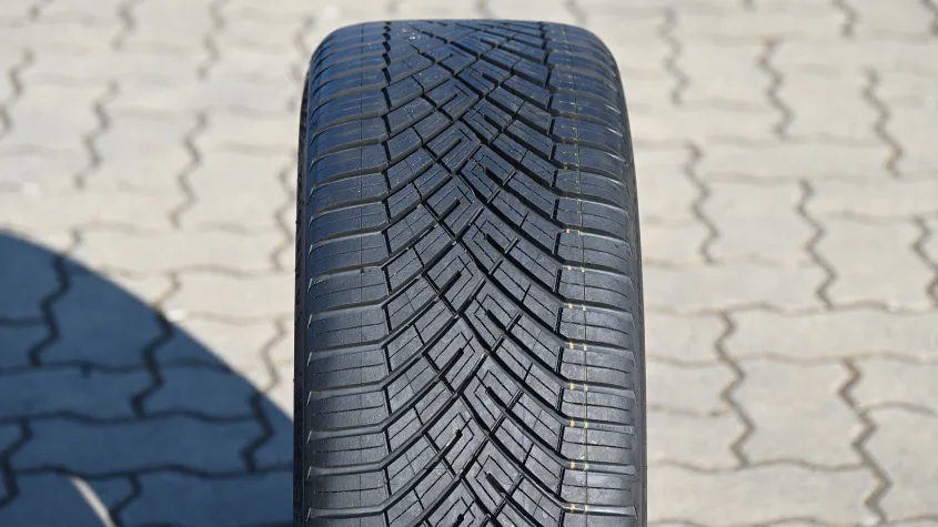 Continental AllSeasonContact 2