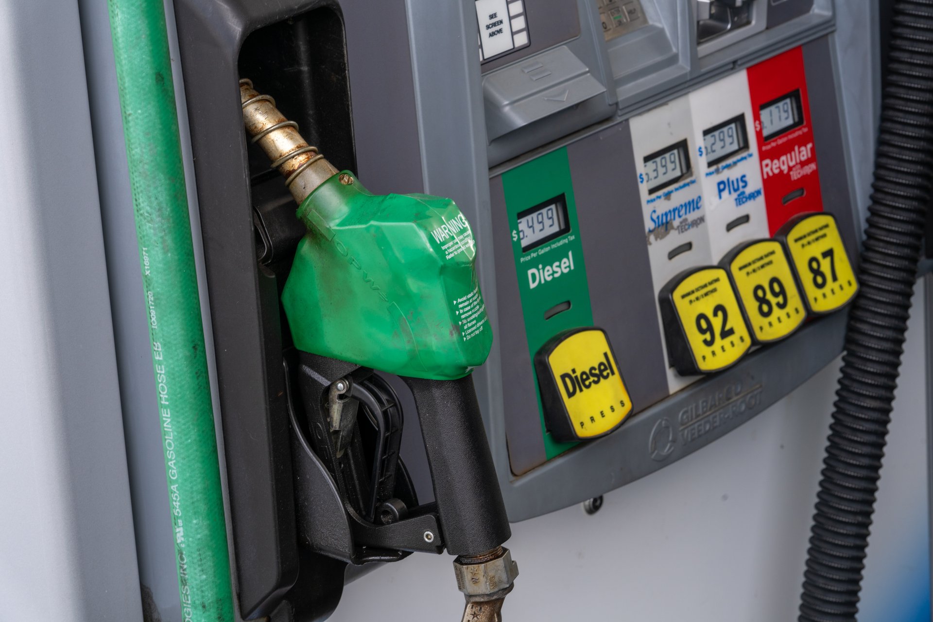Diesel fuel pump console
