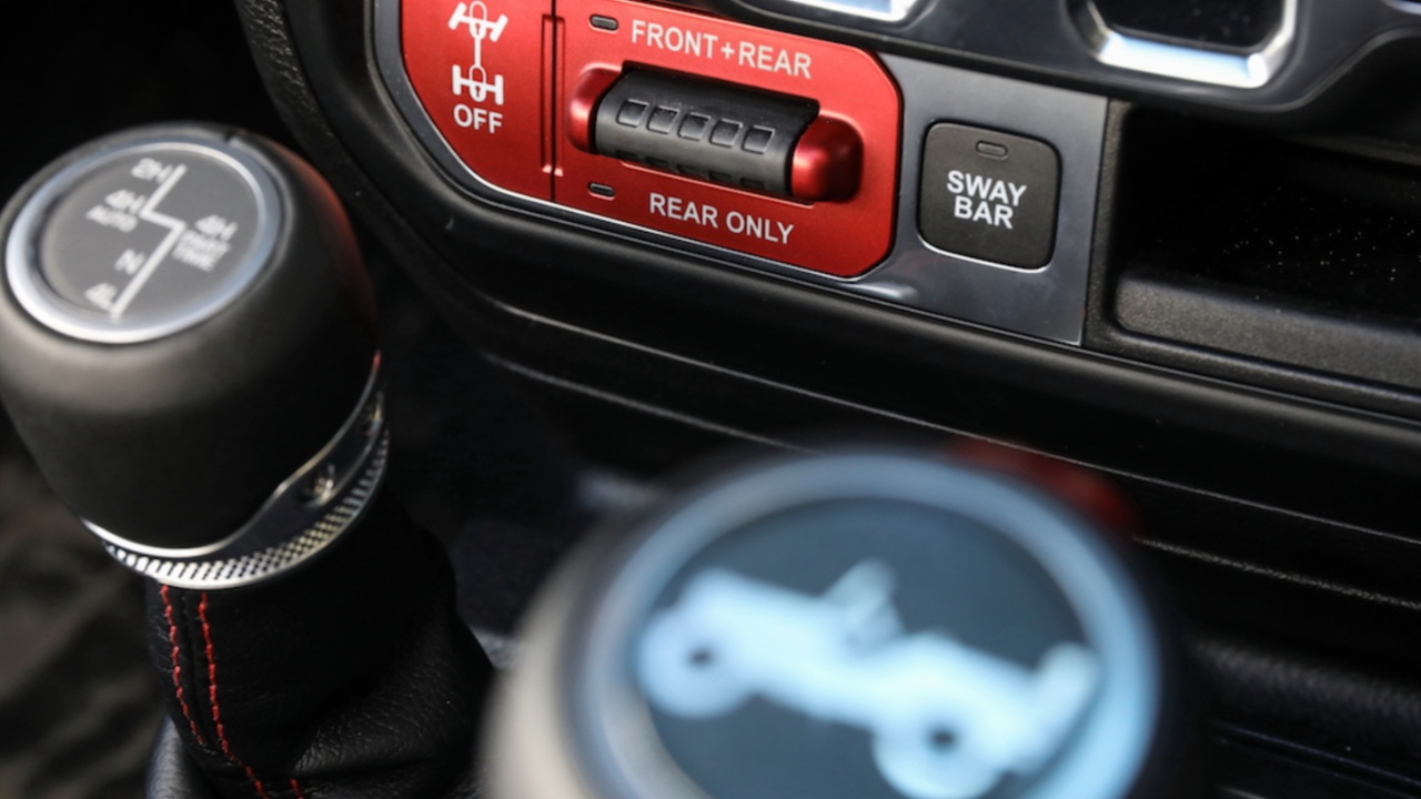 Electronic Sway Bar Disconnect