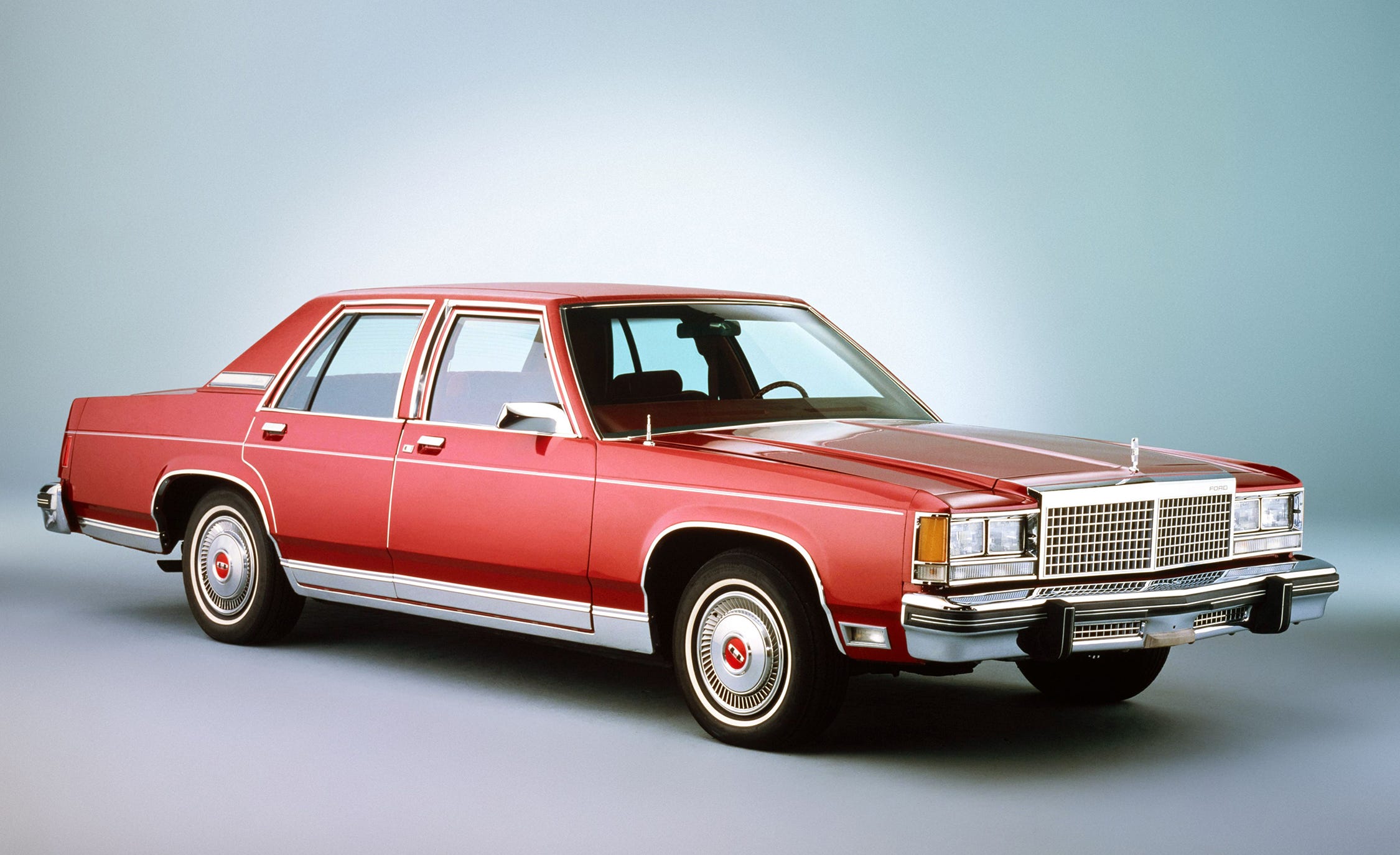 Ford Crown Victoria