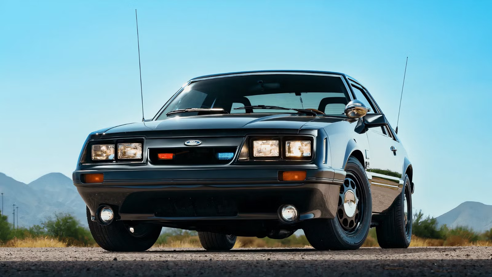 Ford Mustang GT 5.0 Fox Body (1987) Ford Mustang GT 5.0 Fox Body (1987)