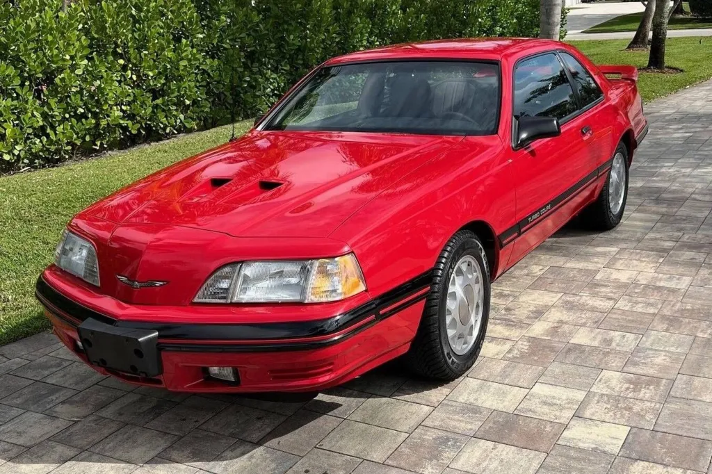 Ford Thunderbird Turbo Coupe