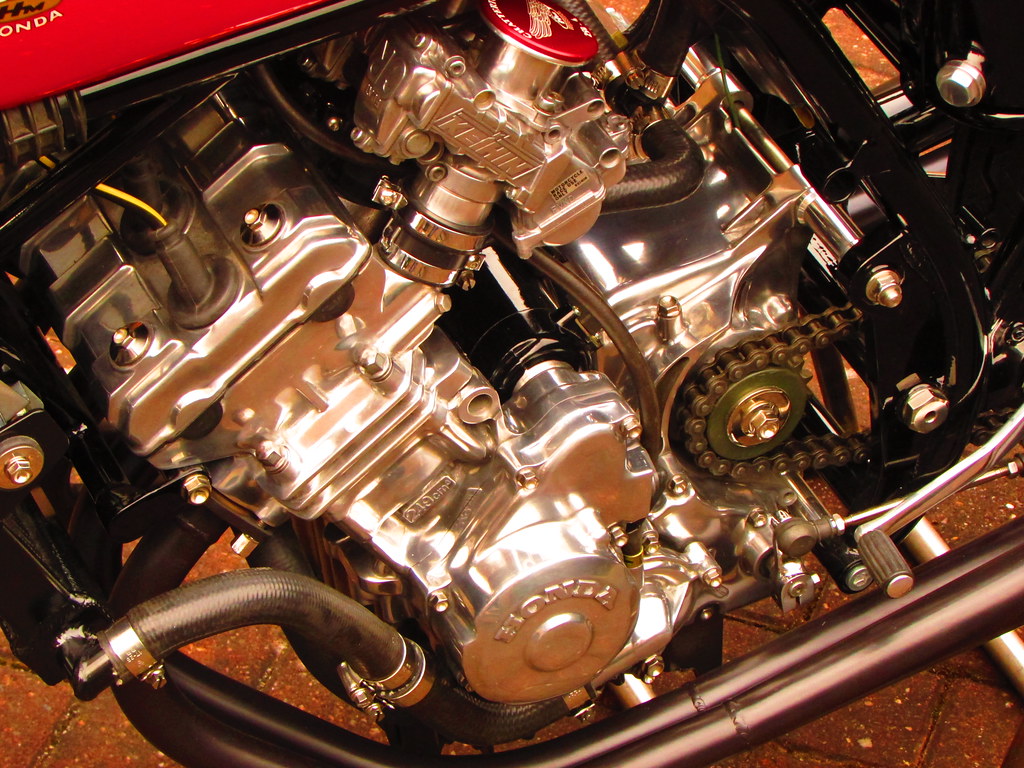 Honda CBR250RR MC22 Engine