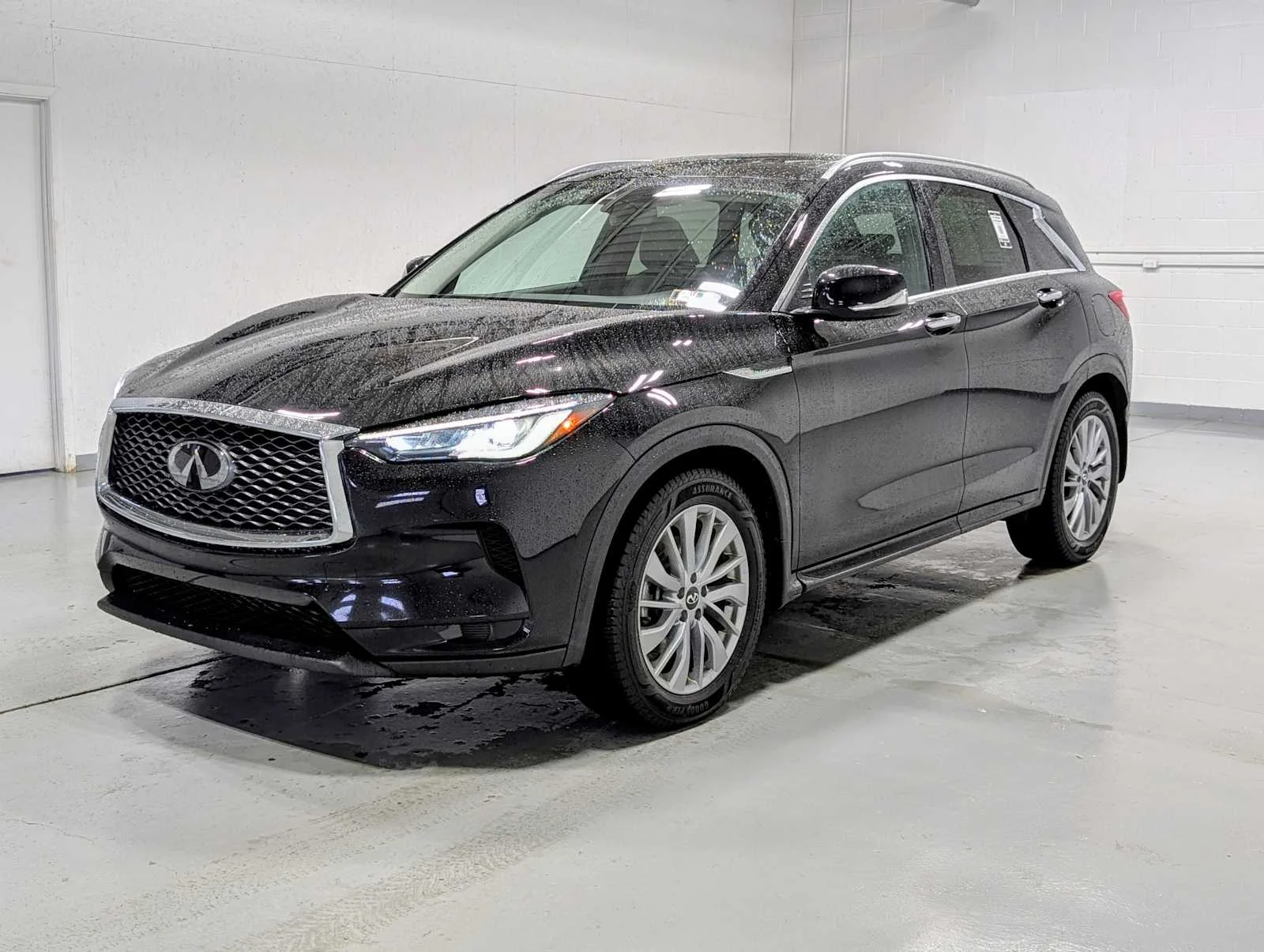 Infiniti QX50 Luxe AWD Infiniti QX50 Luxe AWD