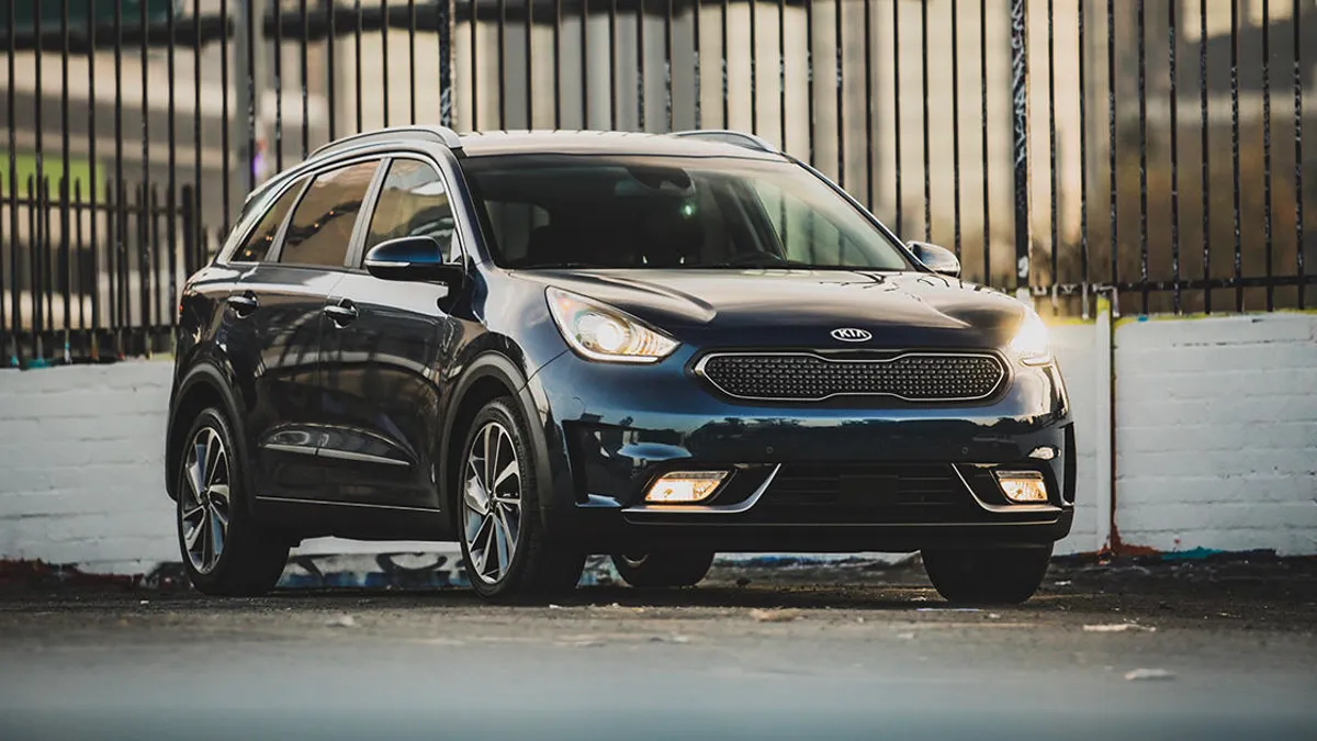 Kia Niro Hybrid (2019–2023)