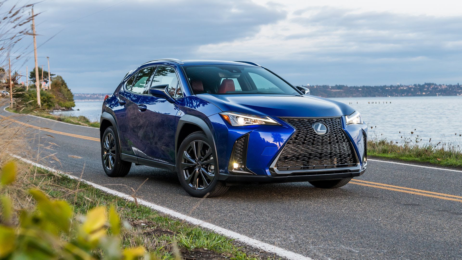 Lexus UX 250h F Sport