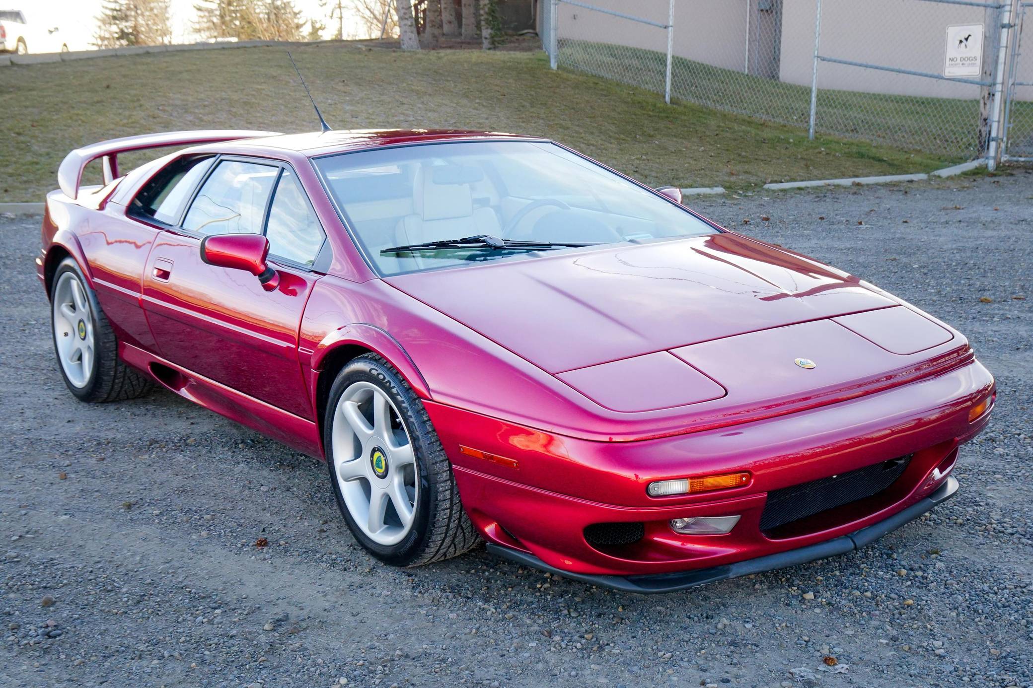 Lotus Esprit V8