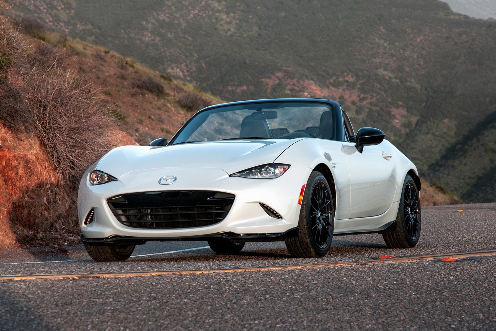 Mazda MX 5 Miata Sport Convertible