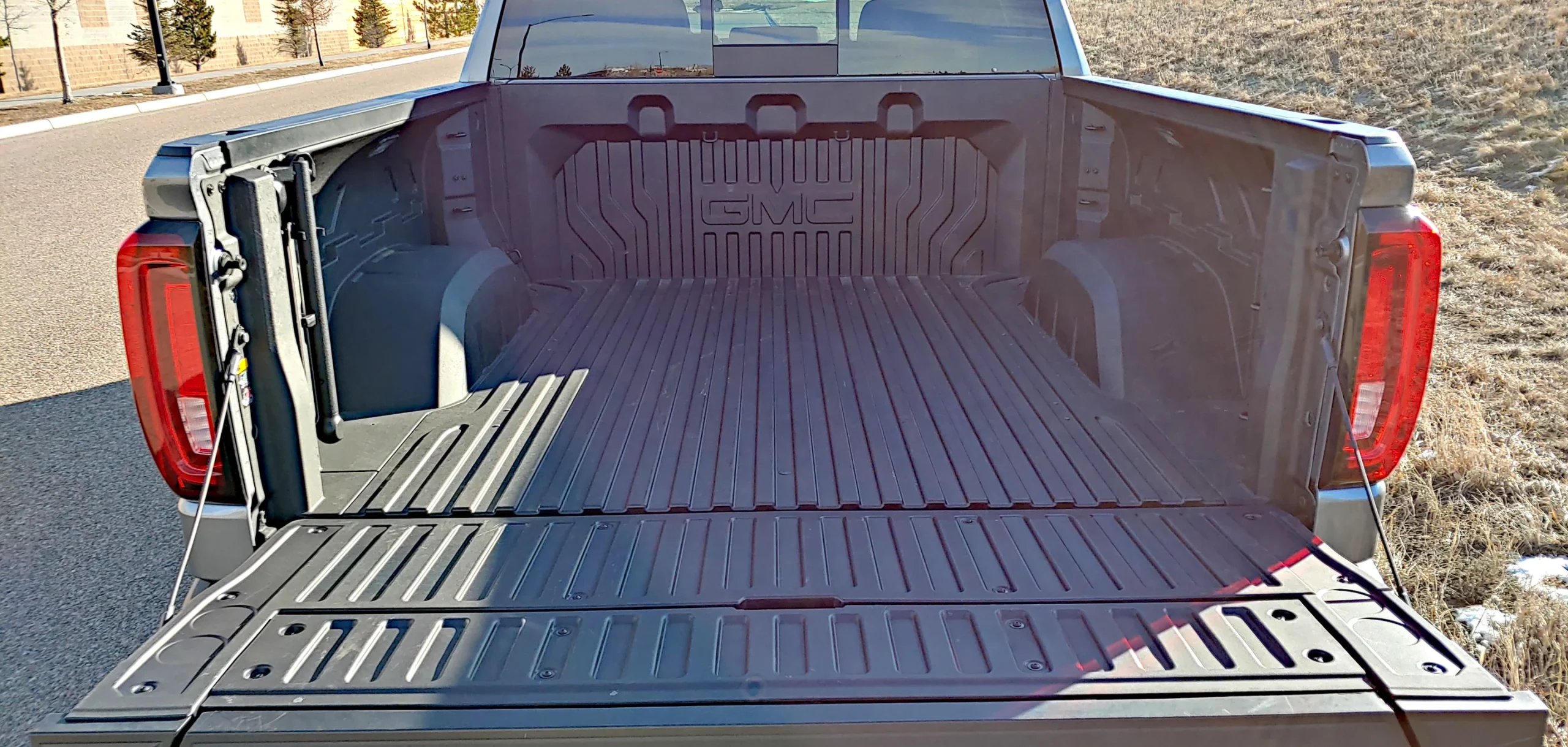 Pickup truck bed