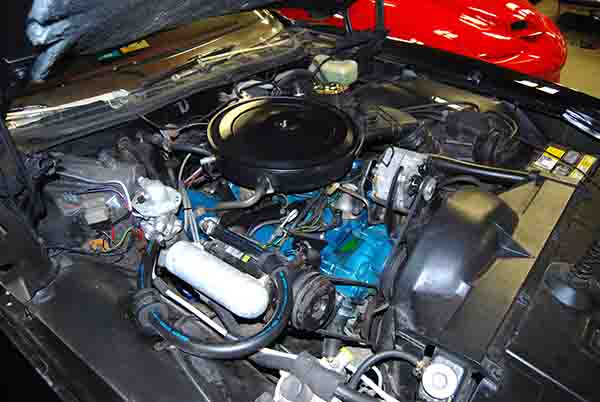 Pontiac 326 V8
