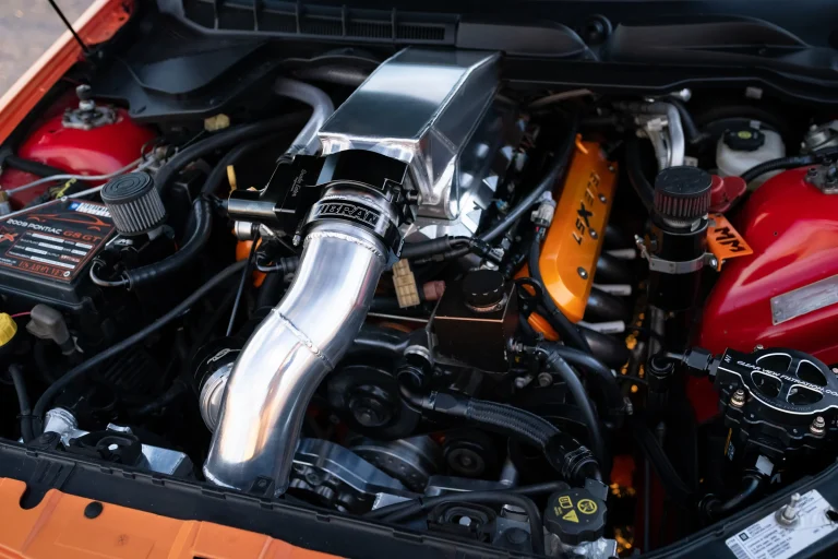 Pontiac G8 GXP Engine