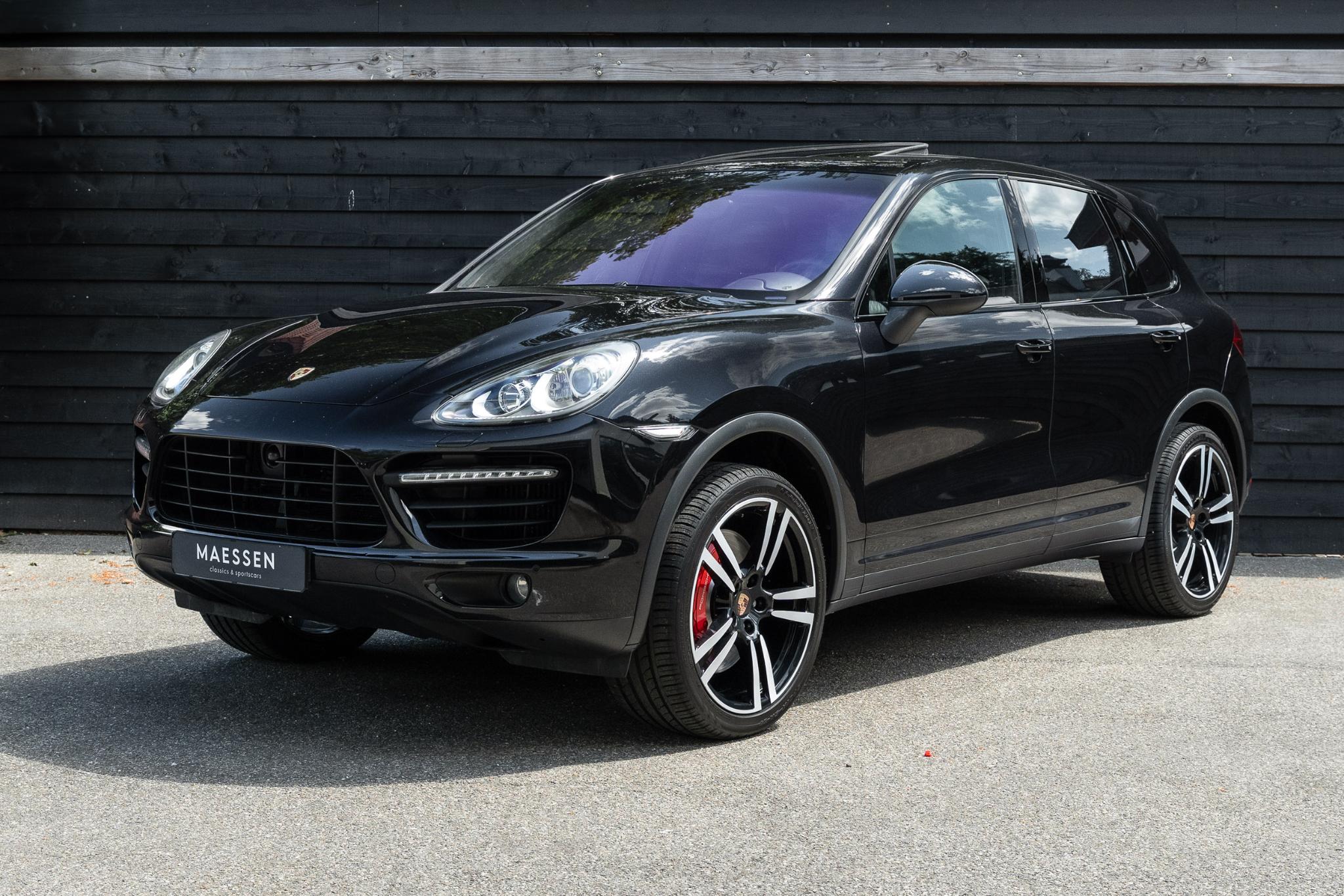 Porsche Cayenne S (958)