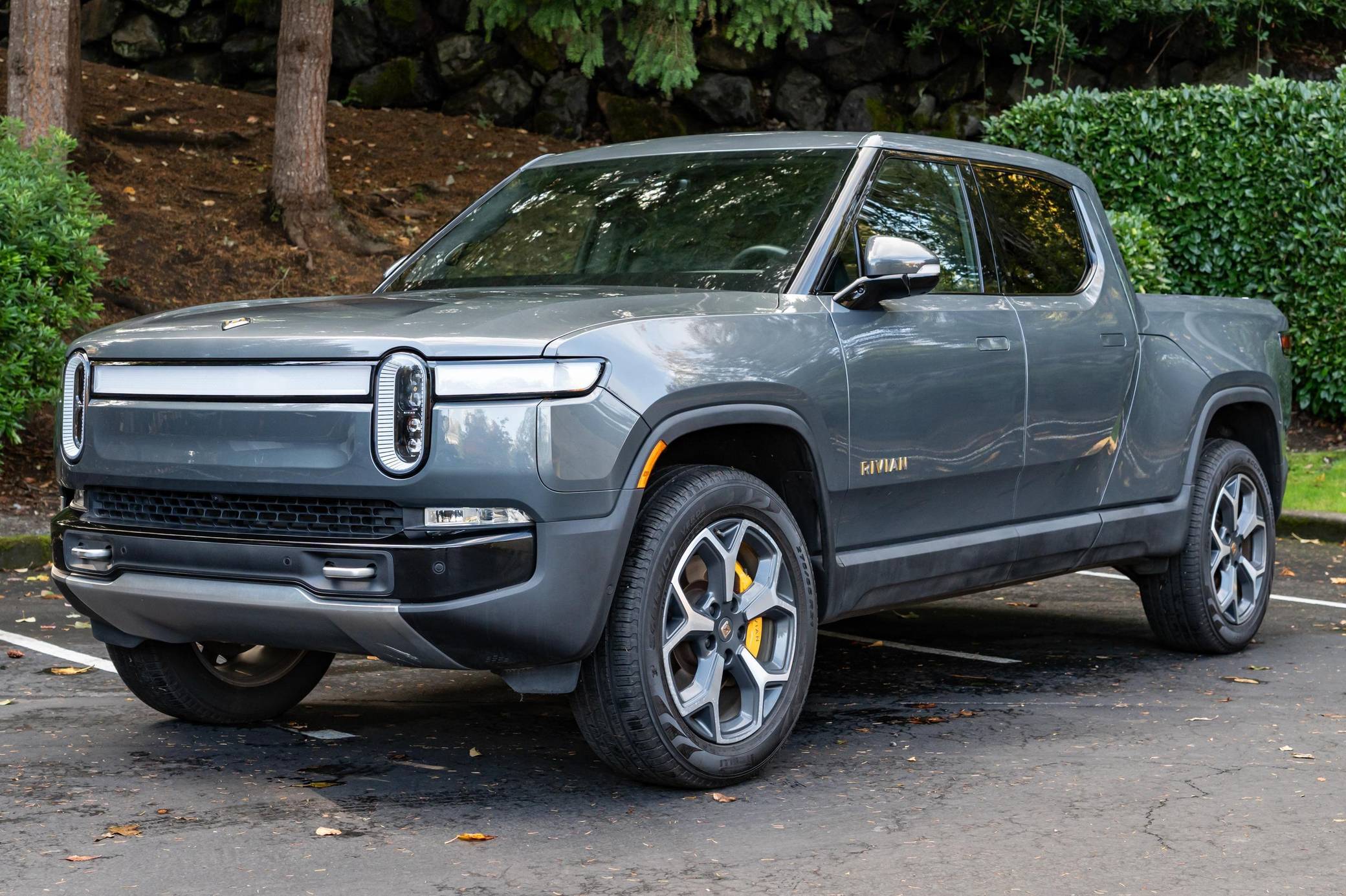 Rivian R1T Quad Motor AWD Electric Pickup