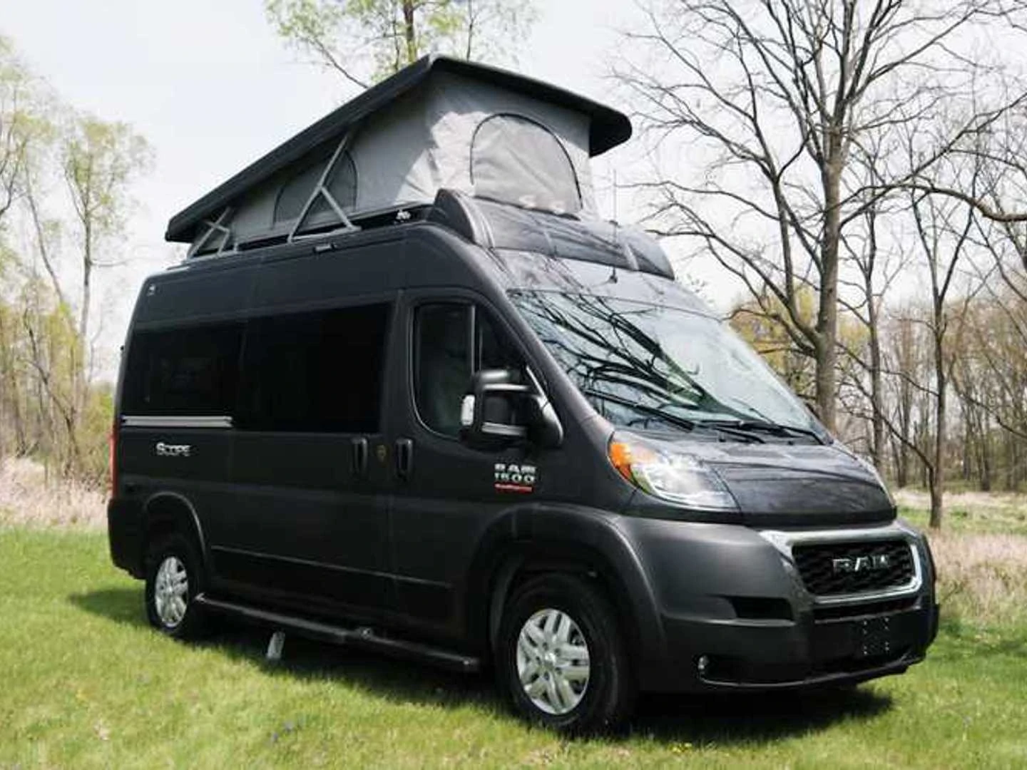 Thor Motor Coach Rize