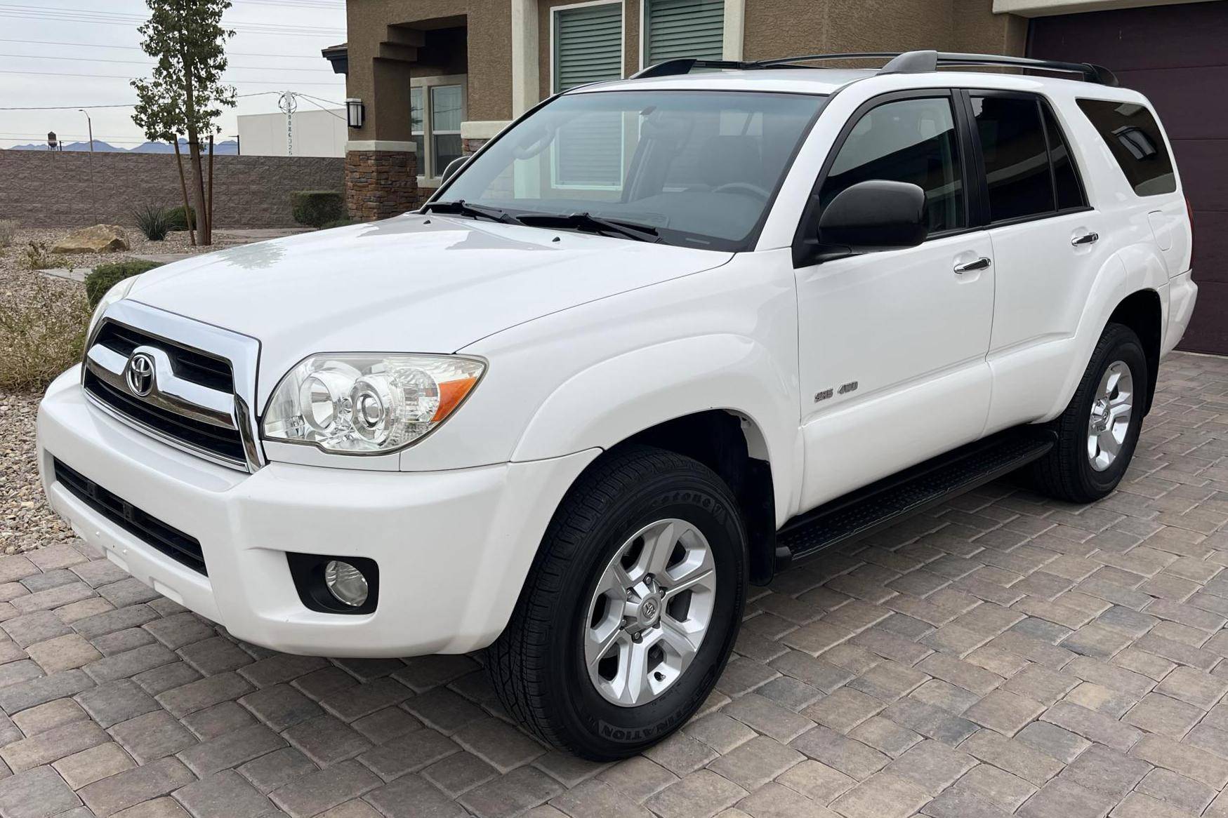 Toyota 4Runner SR5