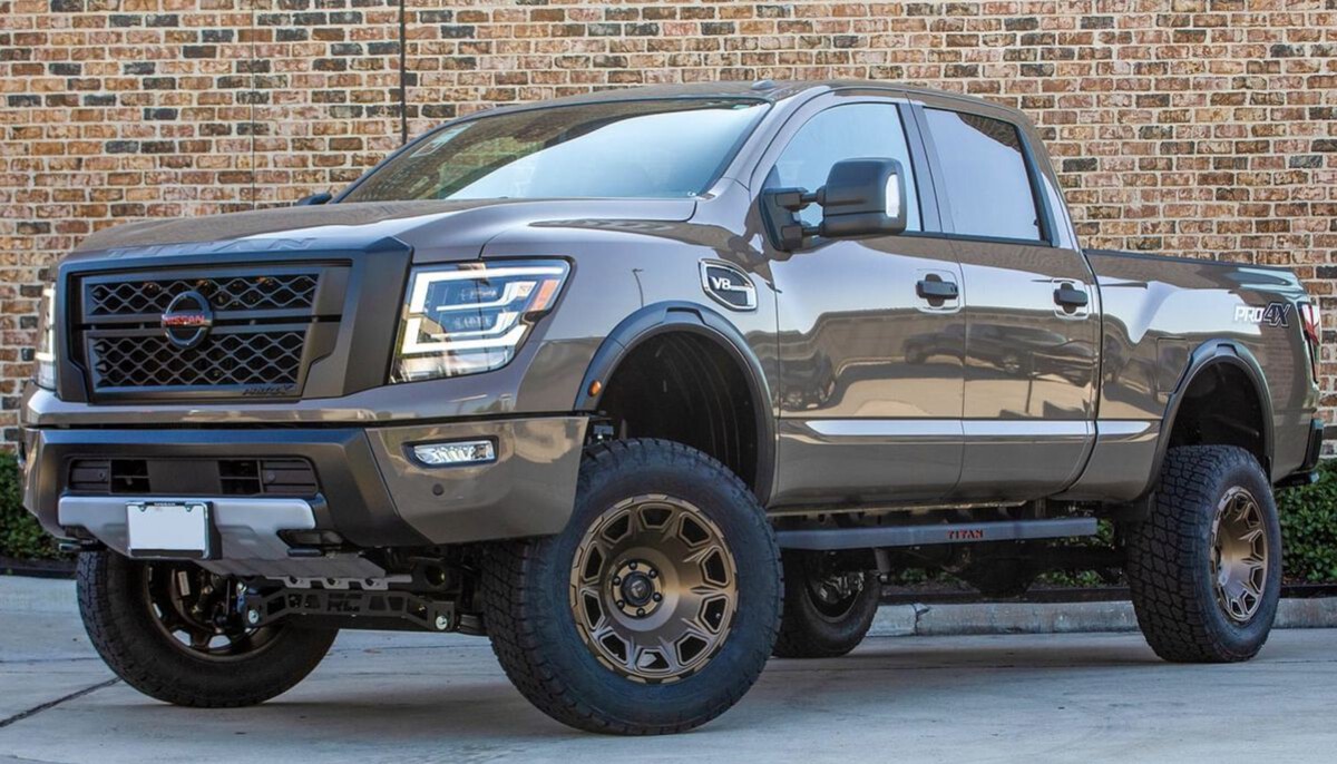  Nissan Titan