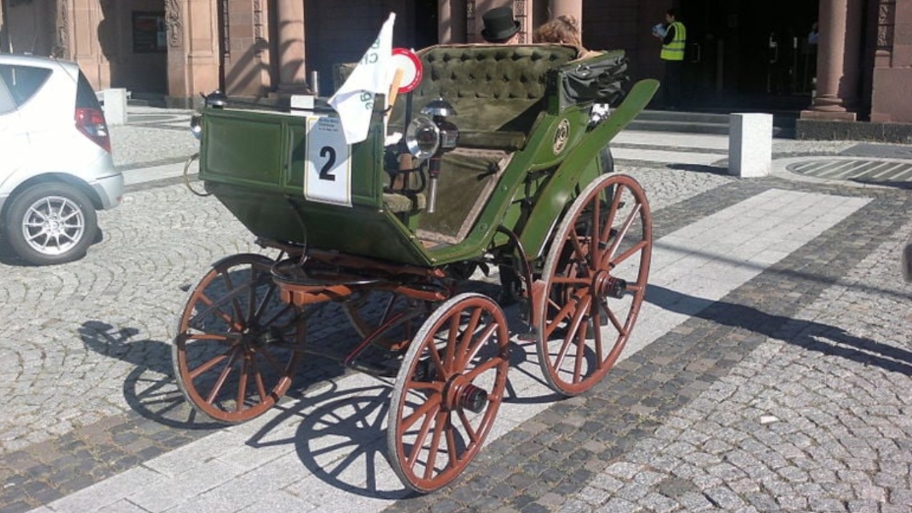 1888 Flocken Elektrowagen