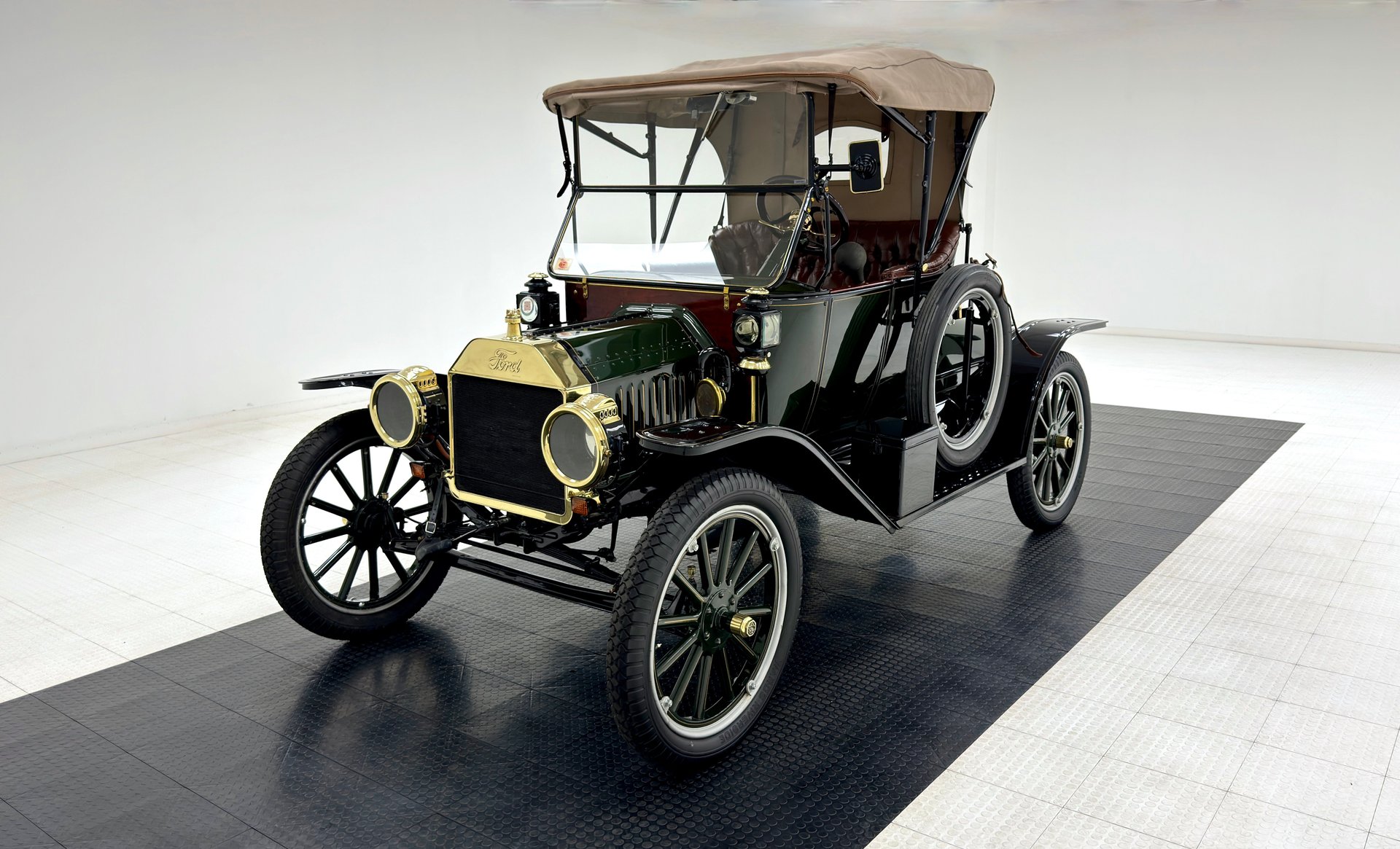 1913 Ford Model T