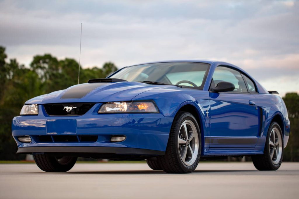 2003 Ford Mustang Mach 1