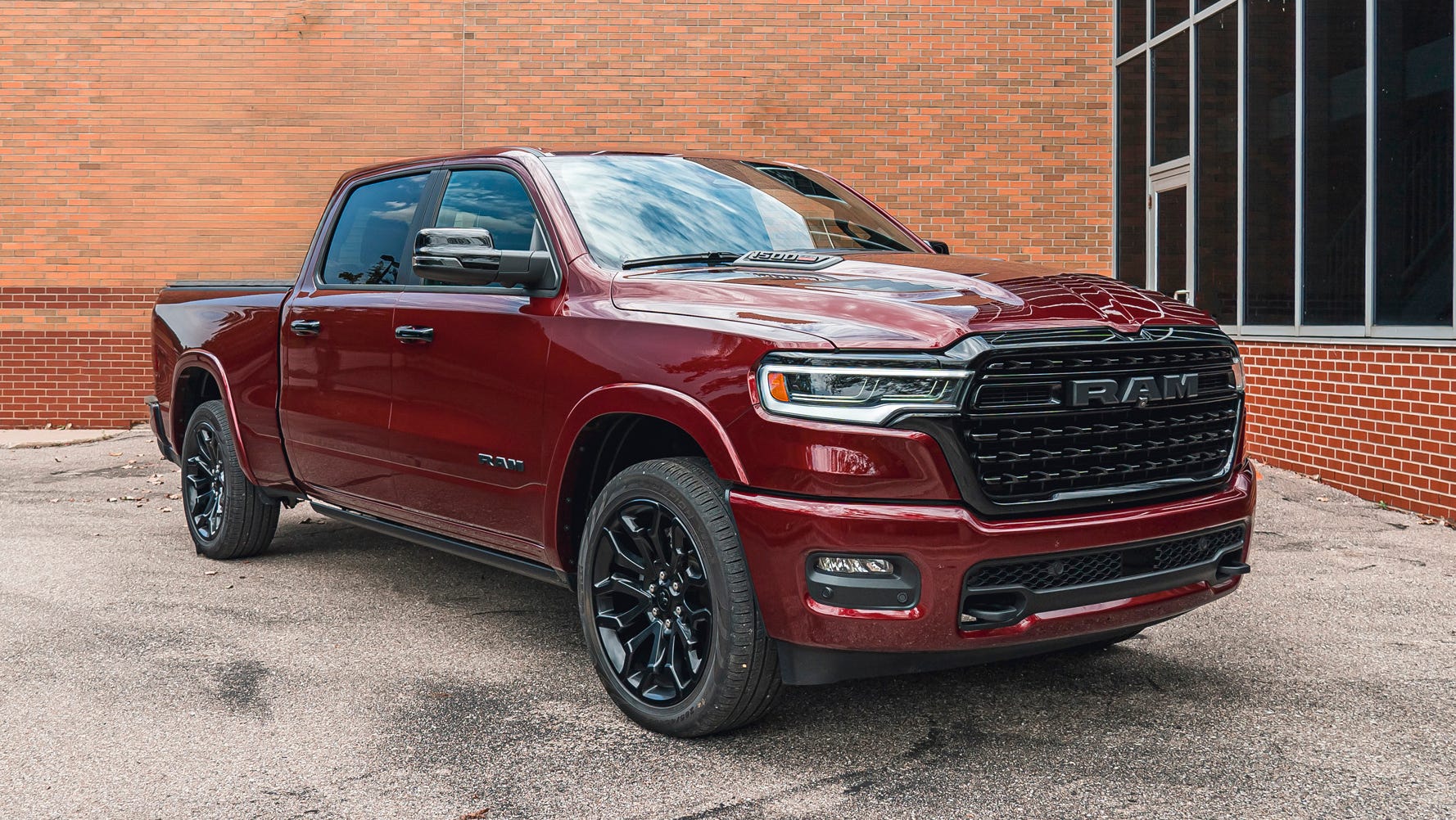 2025 ram 1500 limited crew cab 4x4 115 67224ad21ff7c