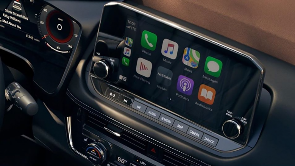 Apple CarPlay Becoming Standard Made Automaker Infotainment Pointless