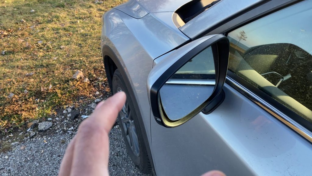 Automatic Power Folding Side Mirrors Automatic Power Folding Side Mirrors