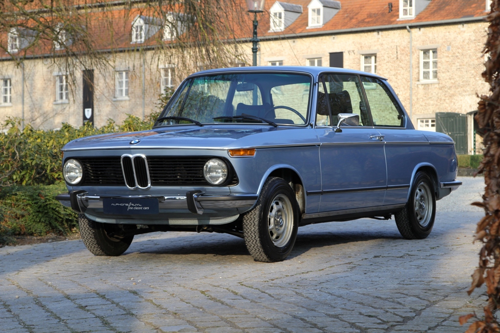 BMW 1502 (1975 to 1977)