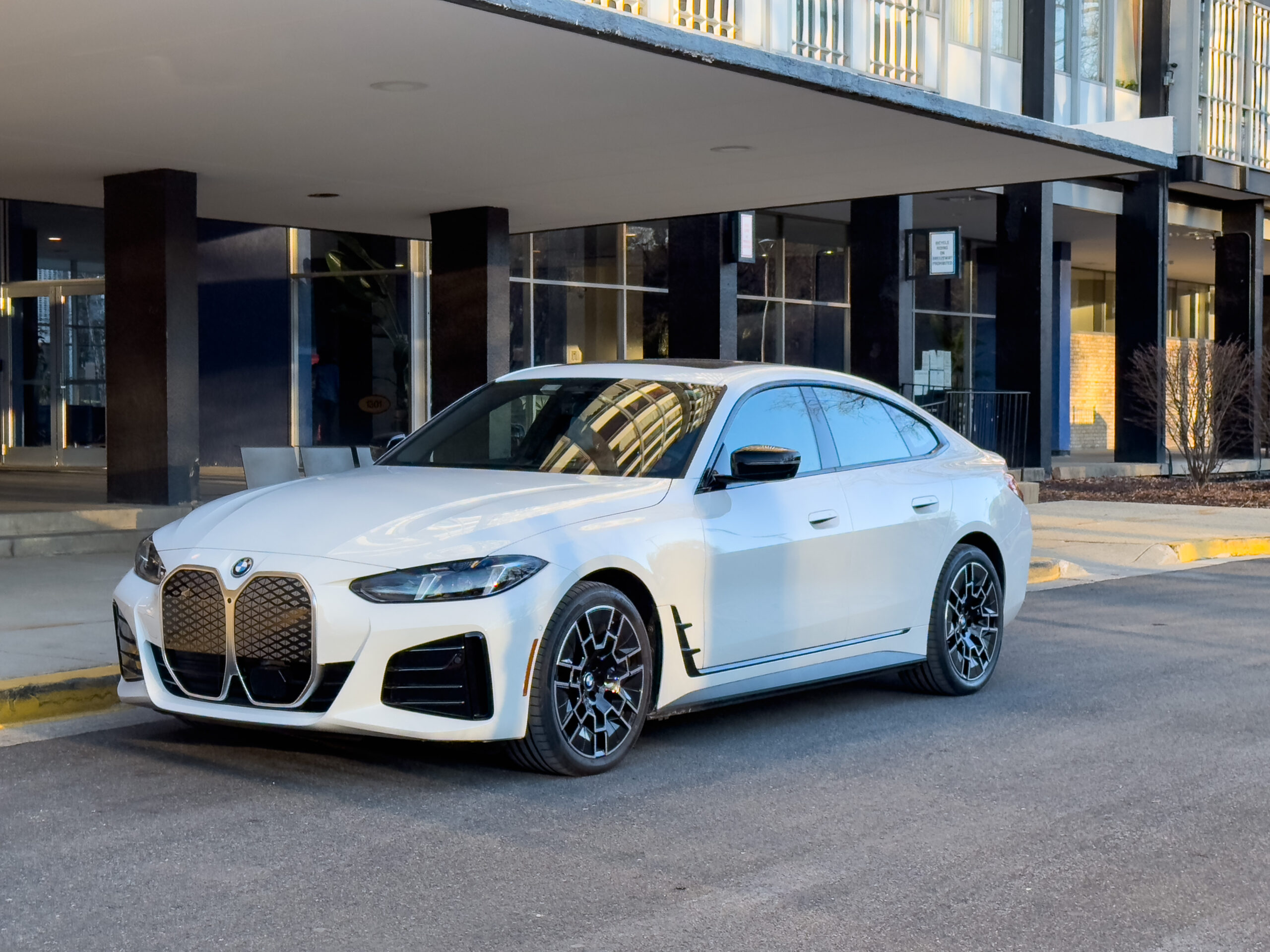 BMW i4 xDrive40 Gran Coupe BMW i4 xDrive40 Gran Coupe