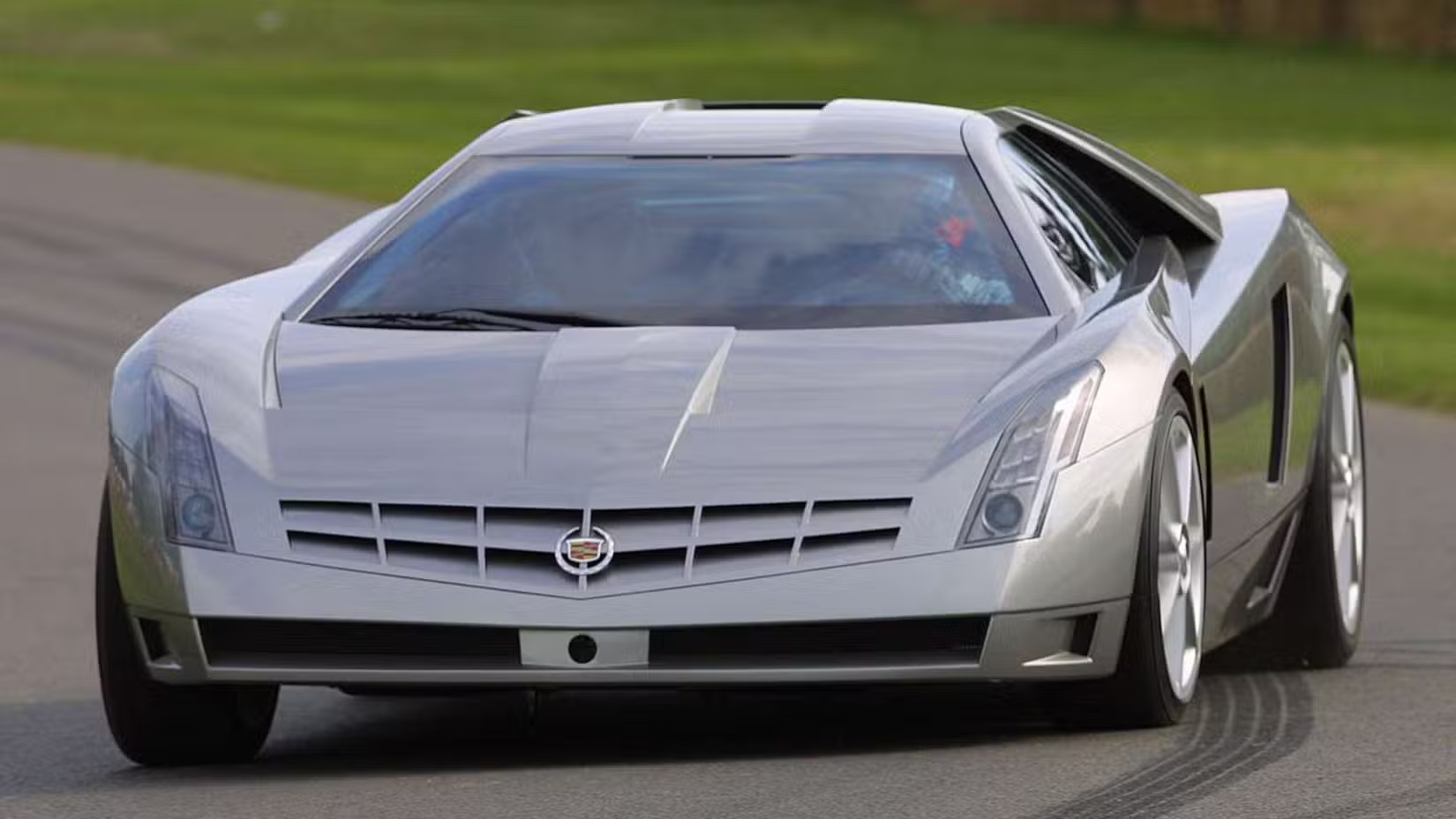 Cadillac Cien Concept (1) Cadillac Cien Concept
